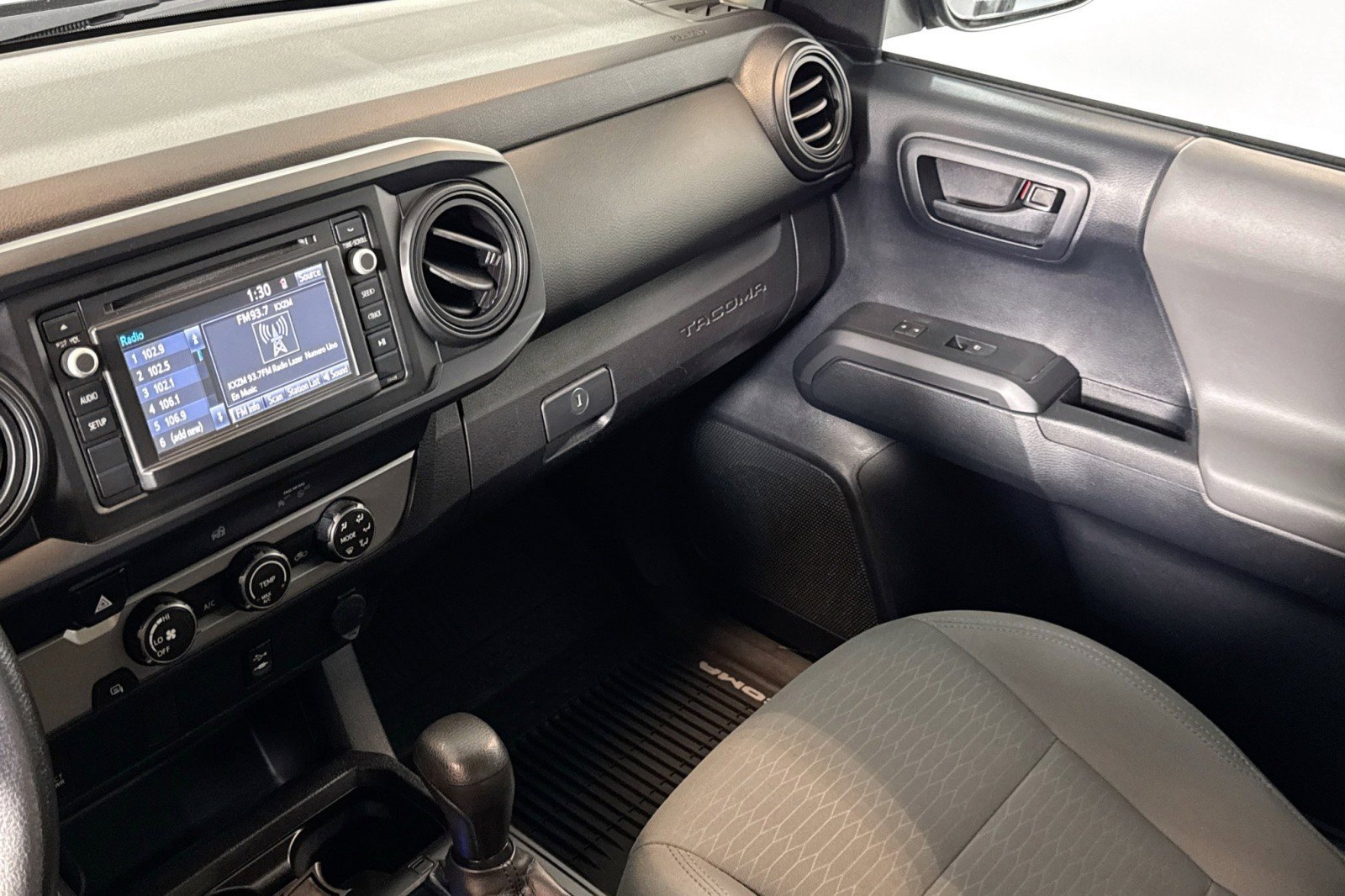 Used 2019 Toyota Tacoma SR w/ SX Package RWD image 20