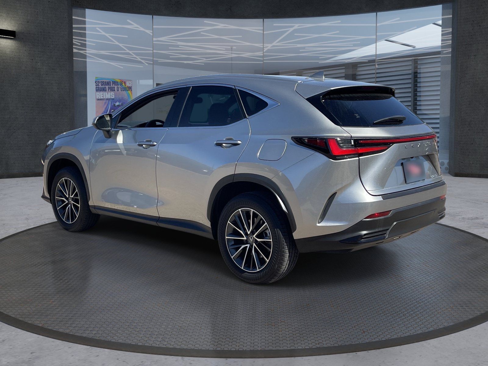 Used 2024 Lexus NX 250 FWD image 4