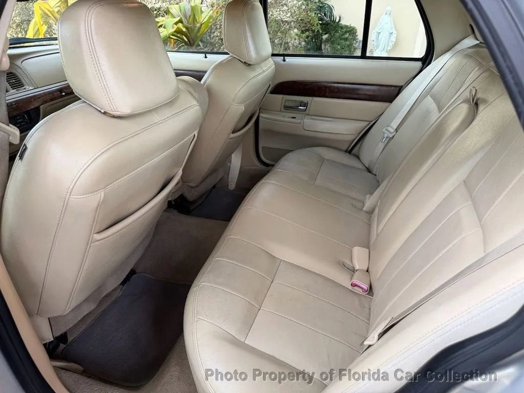 Used 2010 Mercury Grand Marquis LS image 9