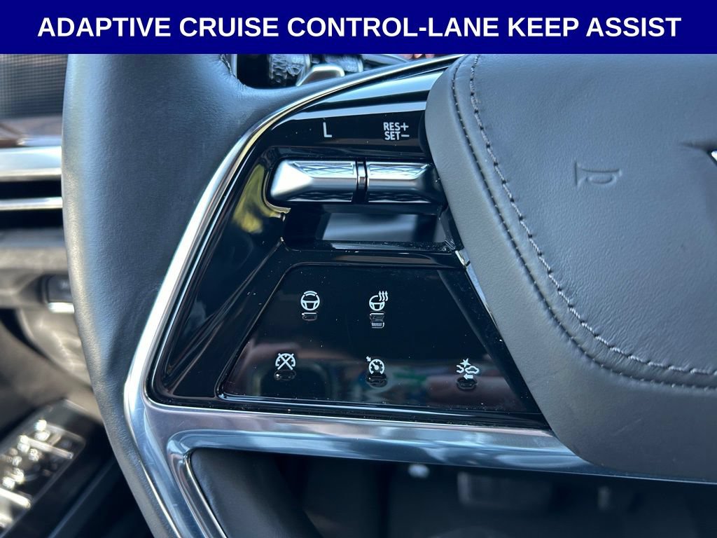 Used 2025 Cadillac Escalade Sport Platinum w/ LPO, Floor Liner Package AWD/4WD image 19
