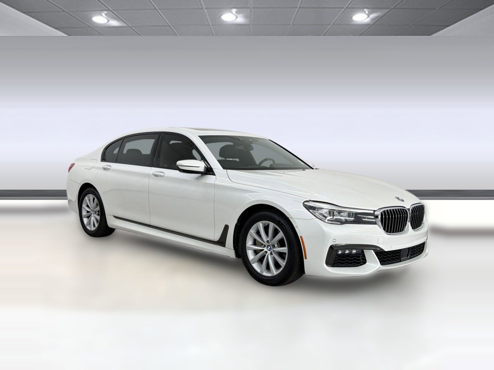 Used 2019 BMW 740i w/ Executive Package RWD image 7