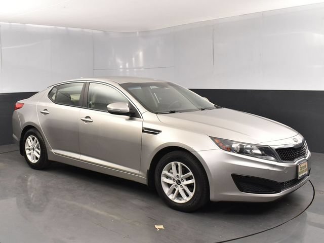 Used 2011 Kia Optima LX FWD image 2