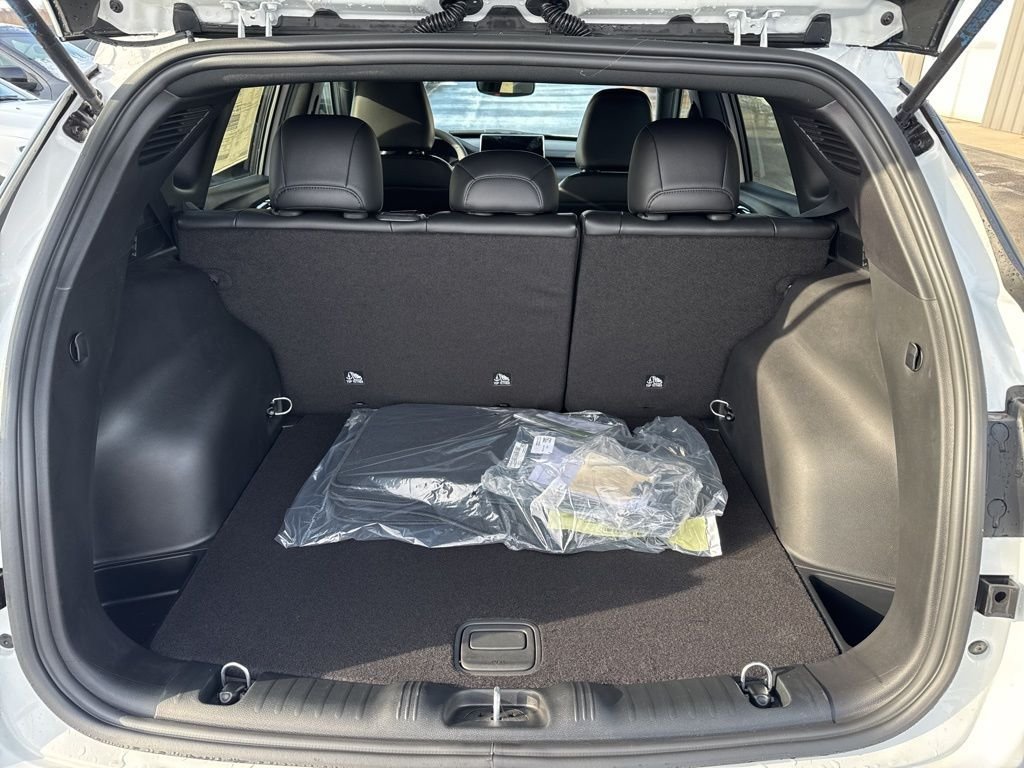 New 2026 Jeep Compass Latitude AWD/4WD image 24
