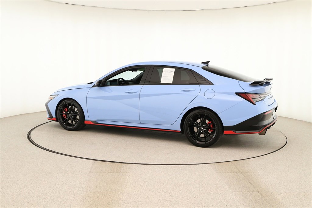 Used 2025 Hyundai Elantra N image 3