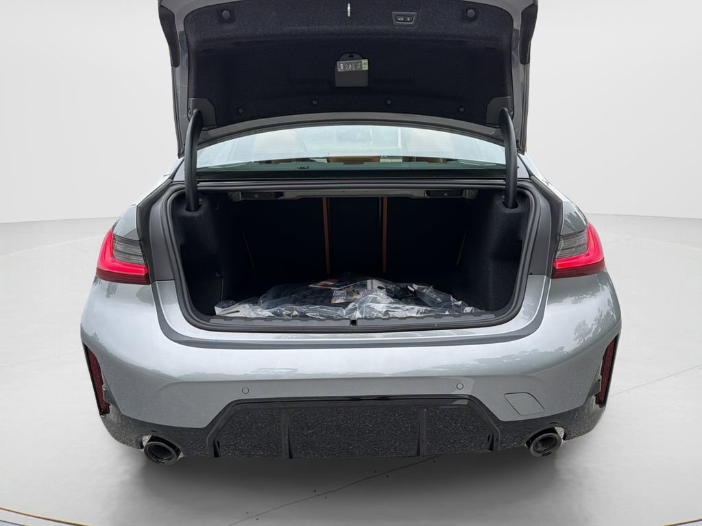 New 2026 BMW 330i Sedan w/ M Sport Package image 22
