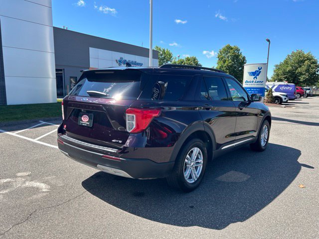 Used 2023 Ford Explorer XLT w/ Equipment Group 202A AWD/4WD image 7