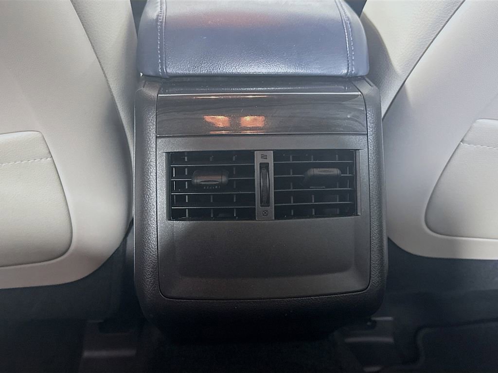 Used 2014 Toyota Avalon XLE image 22