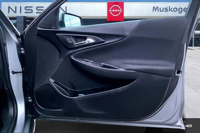 Used 2023 Chevrolet Malibu LT image 25