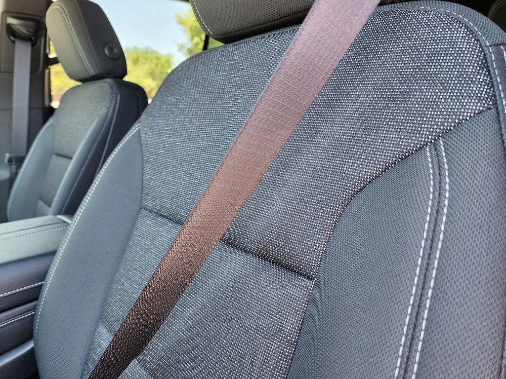 New 2025 Chevrolet Traverse LT image 10