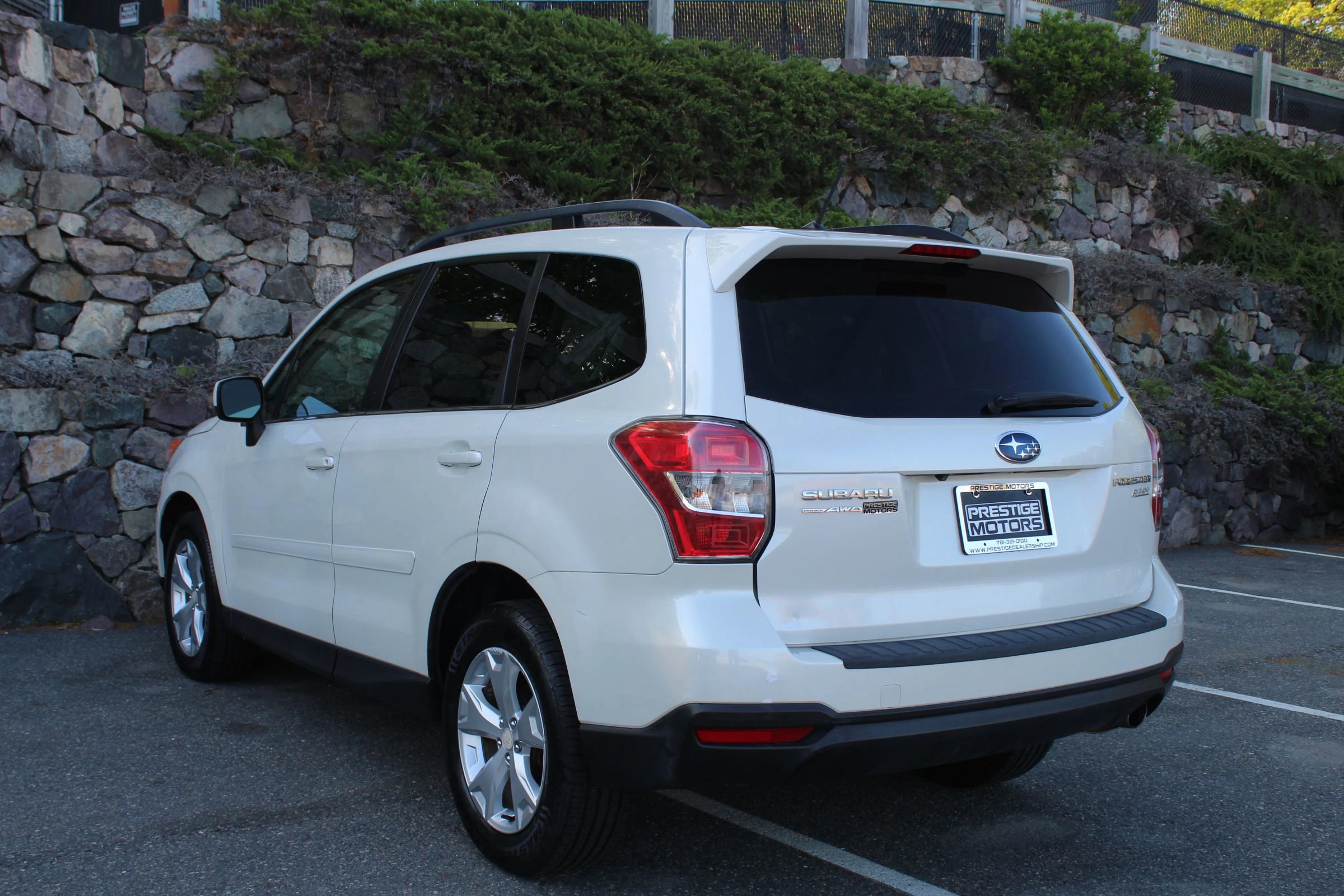 Used 2014 Subaru Forester 2.5i Limited image 7