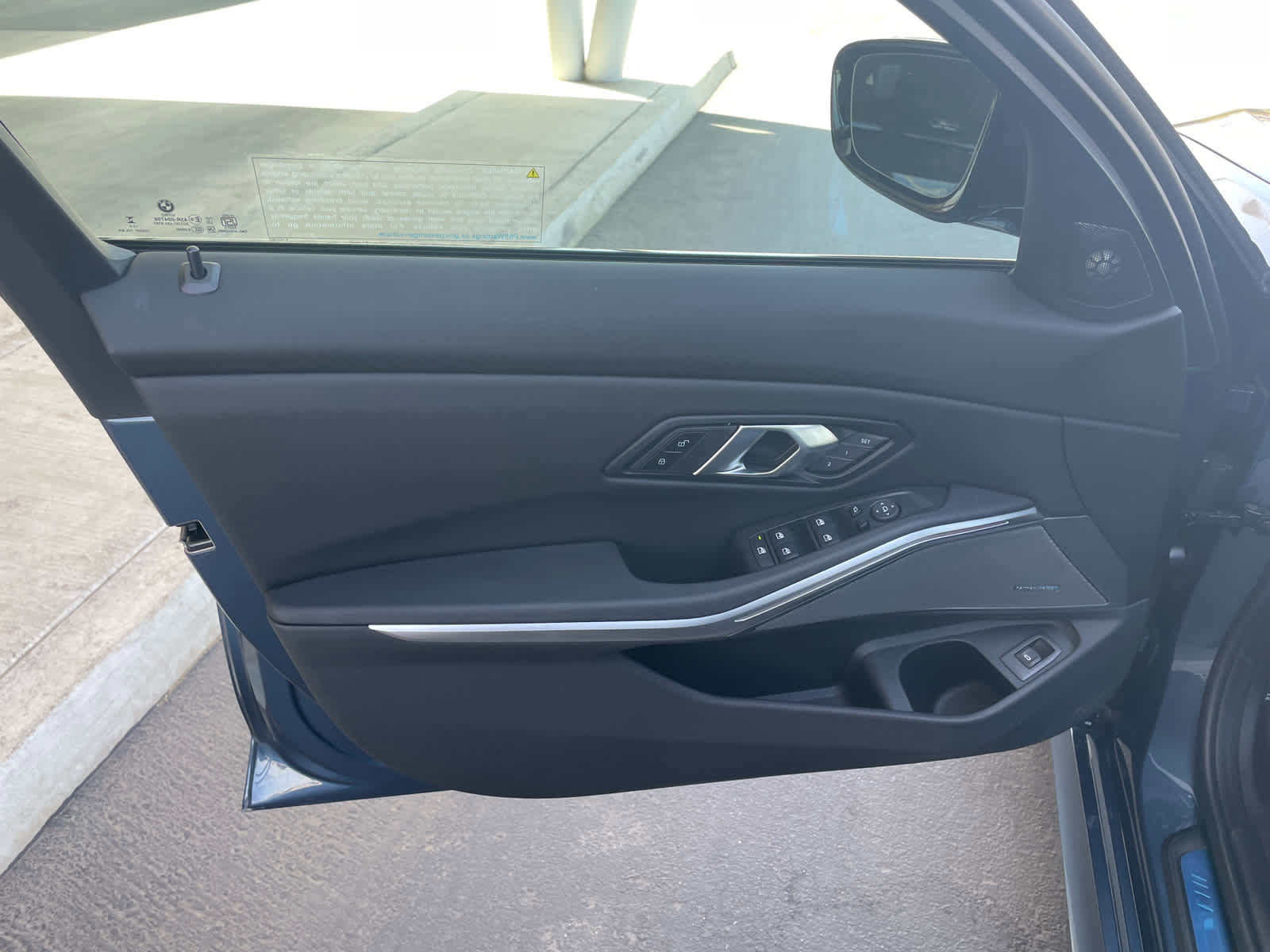 New 2025 BMW 330i Sedan w/ M Sport Package image 15
