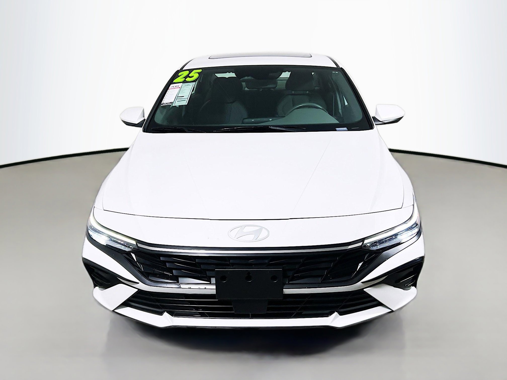 Used 2025 Hyundai Elantra SEL image 11