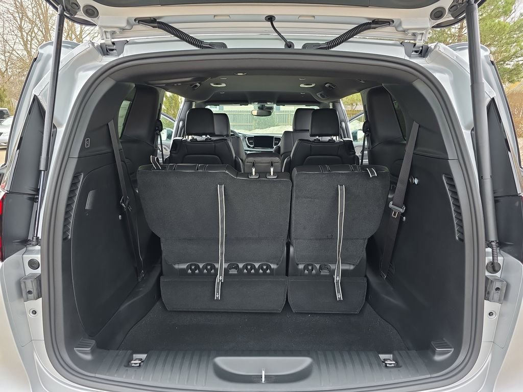 New 2026 Chrysler Pacifica Select image 13