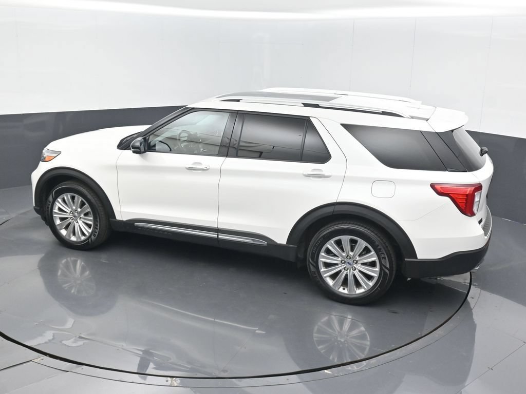 Used 2021 Ford Explorer Limited w/ Equipment Group 301A AWD/4WD image 15