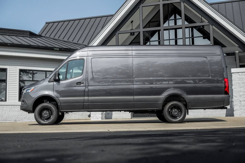 New 2026 Mercedes-Benz Sprinter 2500 image 3