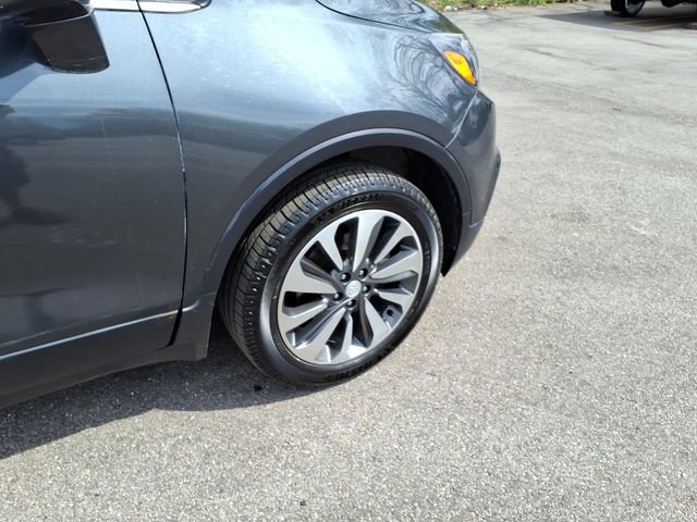 Used 2017 Buick Encore Essence AWD/4WD image 11