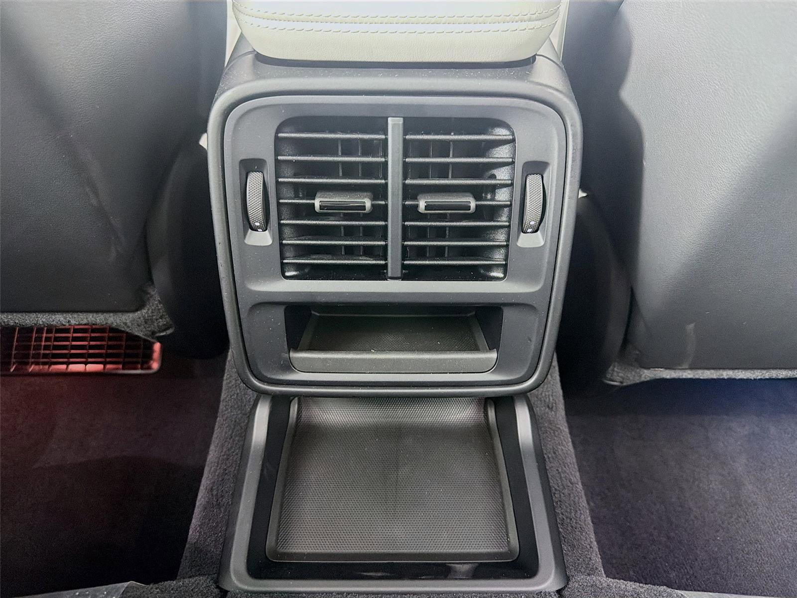 New 2025 Porsche Taycan 4 Cross Turismo image 18