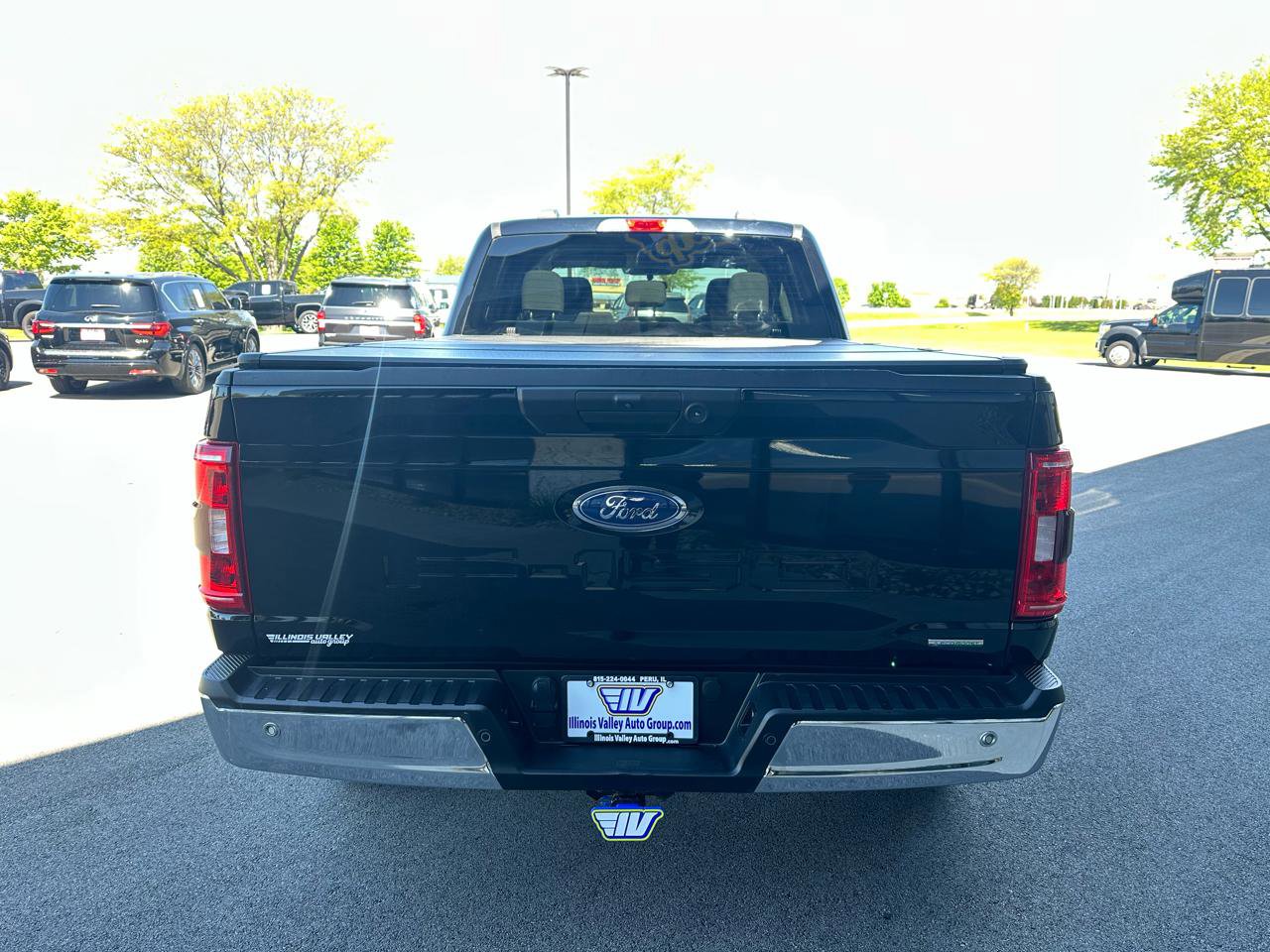 Used 2022 Ford F150 XLT w/ Trailer Tow Package AWD/4WD image 6