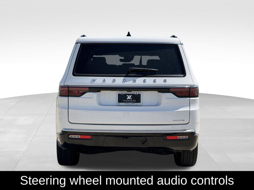 Used 2024 Jeep Wagoneer Series II w/ Flexible Seating Group AWD/4WD image 8