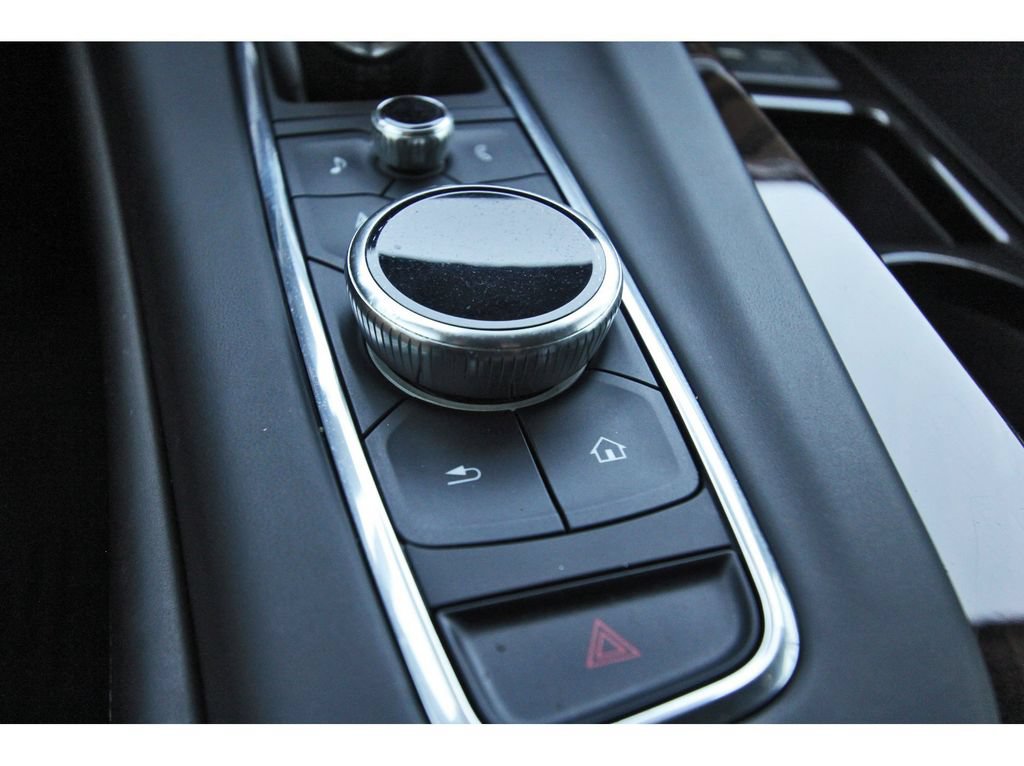 Used 2021 Cadillac Escalade Premium Luxury Platinum AWD/4WD image 27