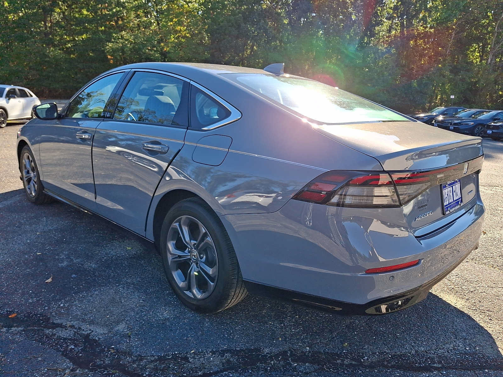 Certified 2025 Honda Accord EX-L image 4
