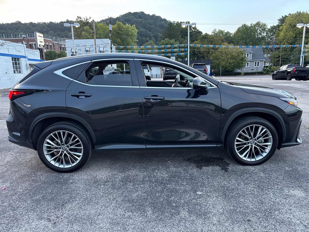 Used 2025 Lexus NX 350 AWD w/ Accessory Package (2T) image 3