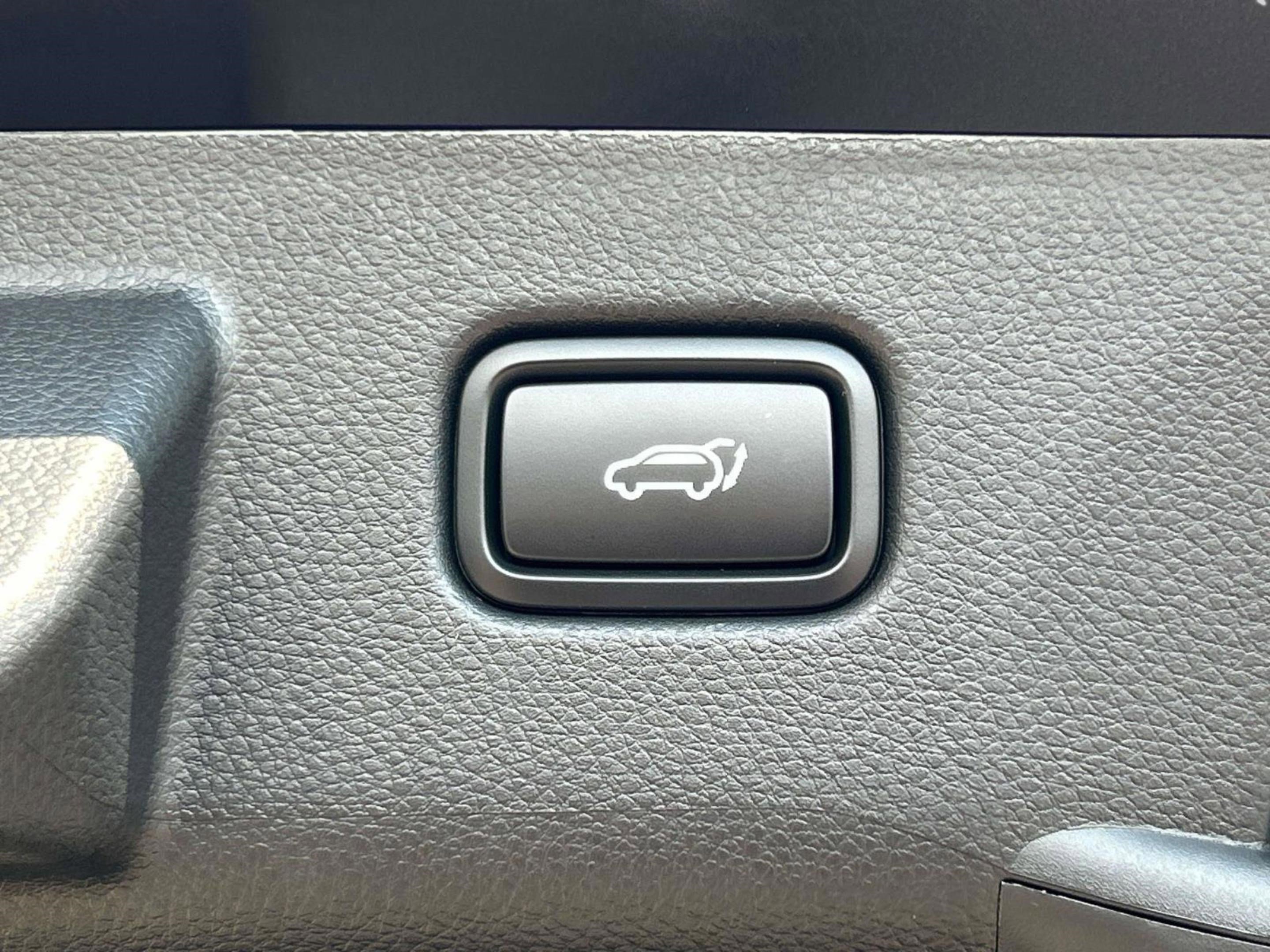 New 2026 Kia Seltos SX image 13