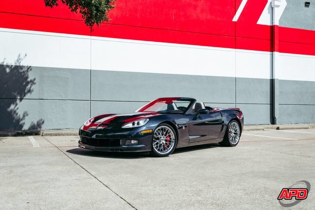 Used 2013 Chevrolet Corvette 427 w/ 1SB Preferred Equipment Group RWD image 39