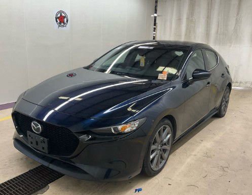 Used 2021 MAZDA MAZDA3 s FWD image 1