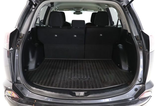 Used 2018 Toyota RAV4 LE w/ All Weather Liner Package image 32