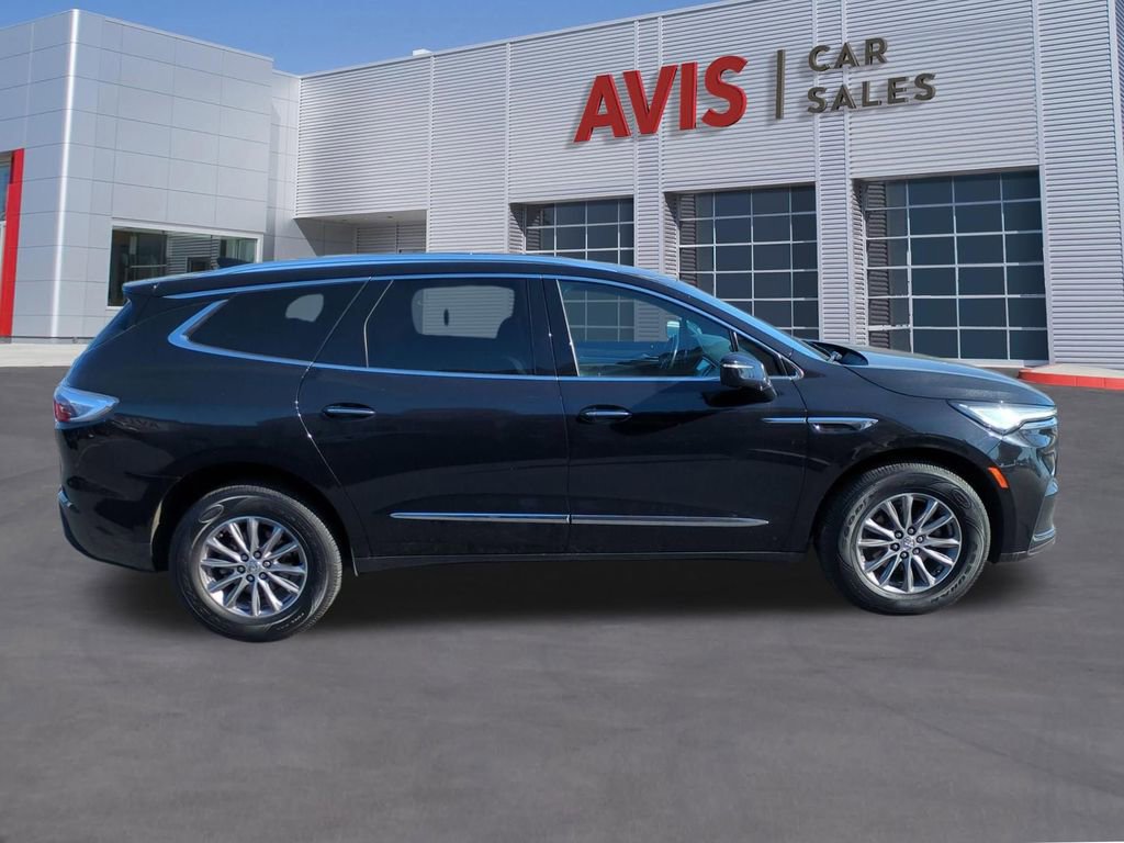 Used 2024 Buick Enclave Premium AWD/4WD image 5