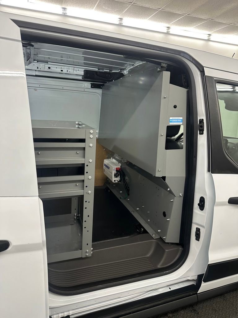 Used 2020 Ford Transit Connect XL image 26