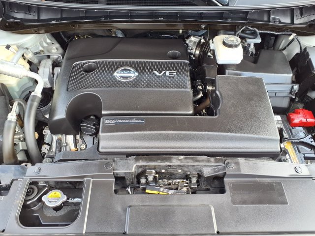 Used 2019 Nissan Murano Platinum w/ Cargo Package FWD image 3