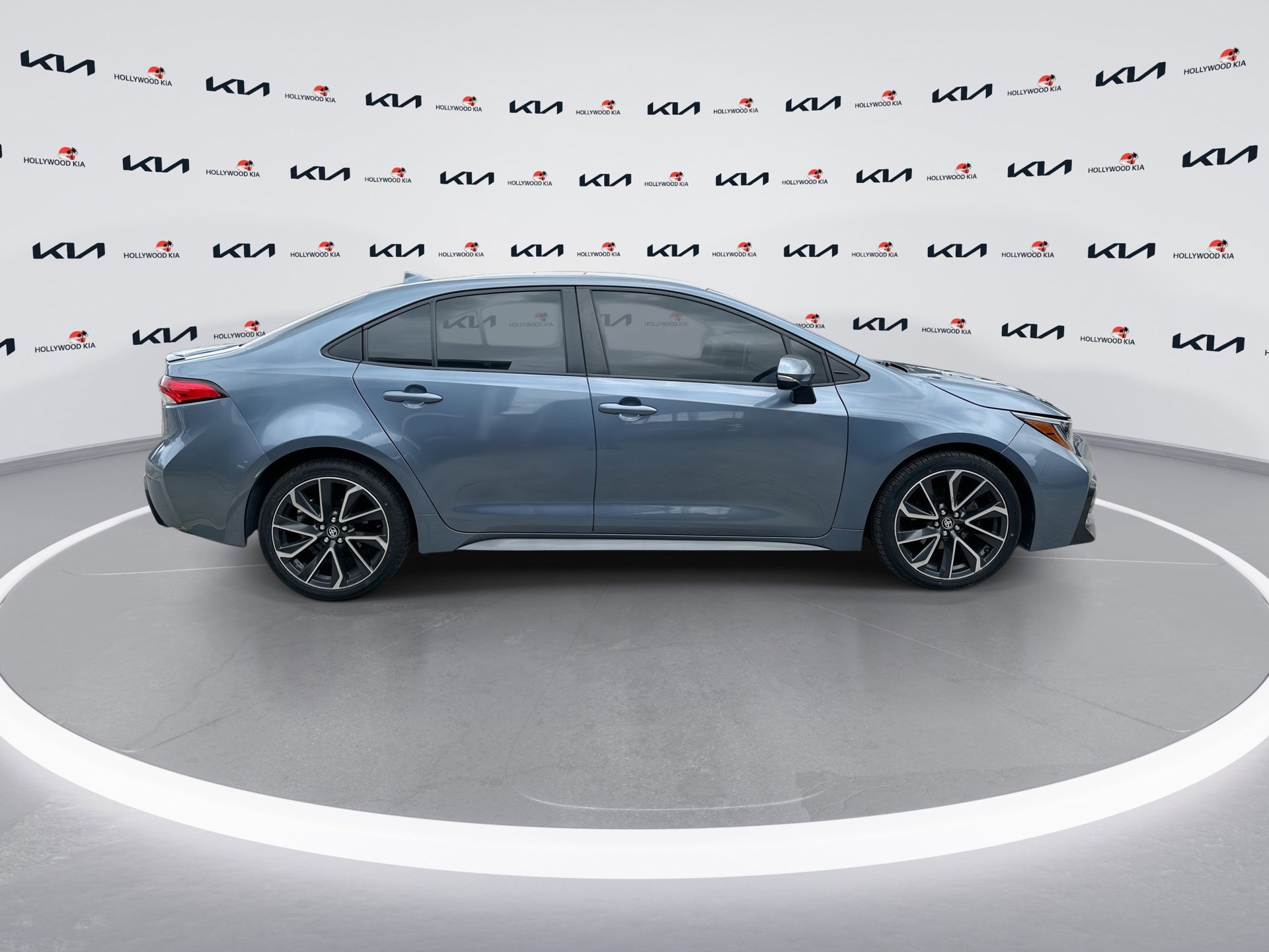 Used 2021 Toyota Corolla SE FWD image 9