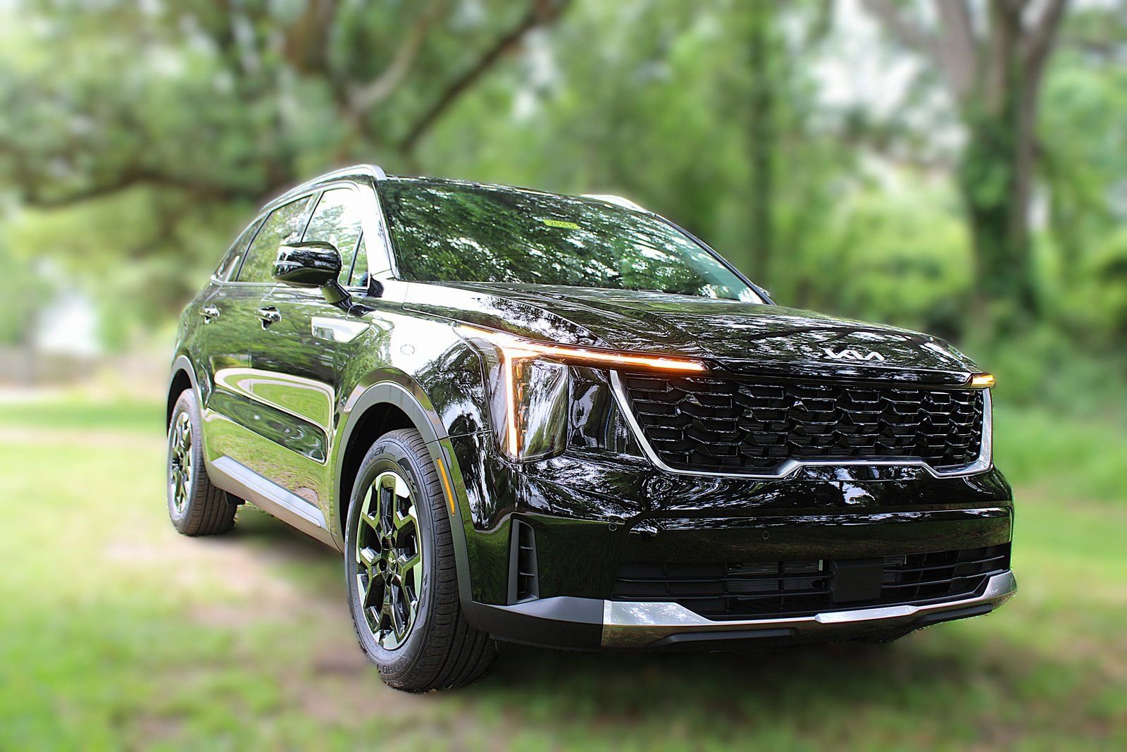 New 2026 Kia Sorento S w/ S Panoramic Sunroof Package image 3