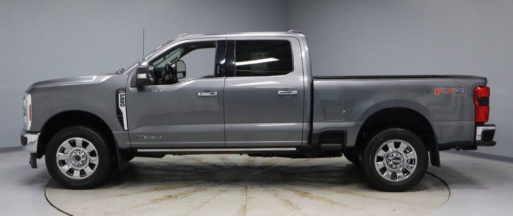 Certified 2024 Ford F250 Lariat w/ Lariat Ultimate Package image 9