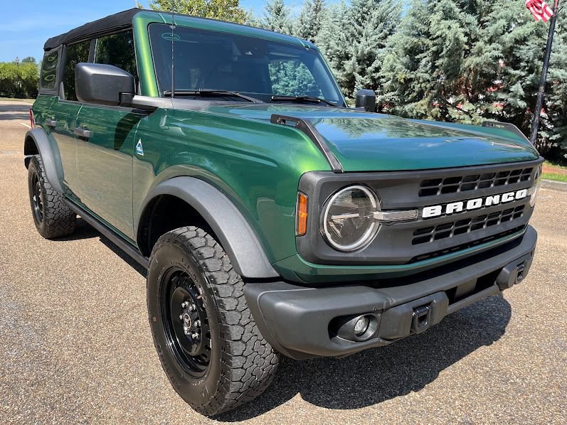 Used 2023 Ford Bronco Black Diamond AWD/4WD image 32