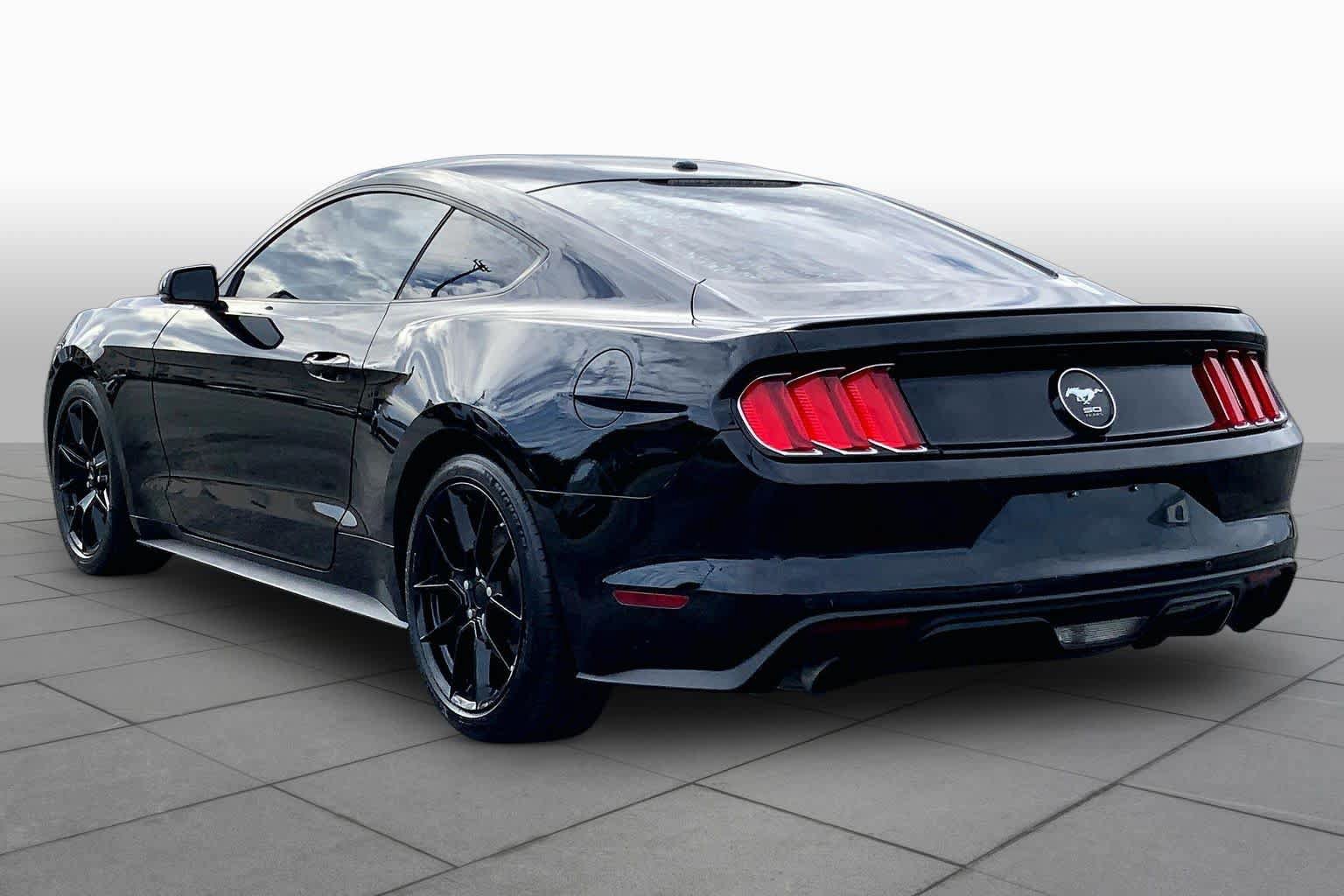 Used 2015 Ford Mustang Premium w/ Equipment Group 201A RWD image 10