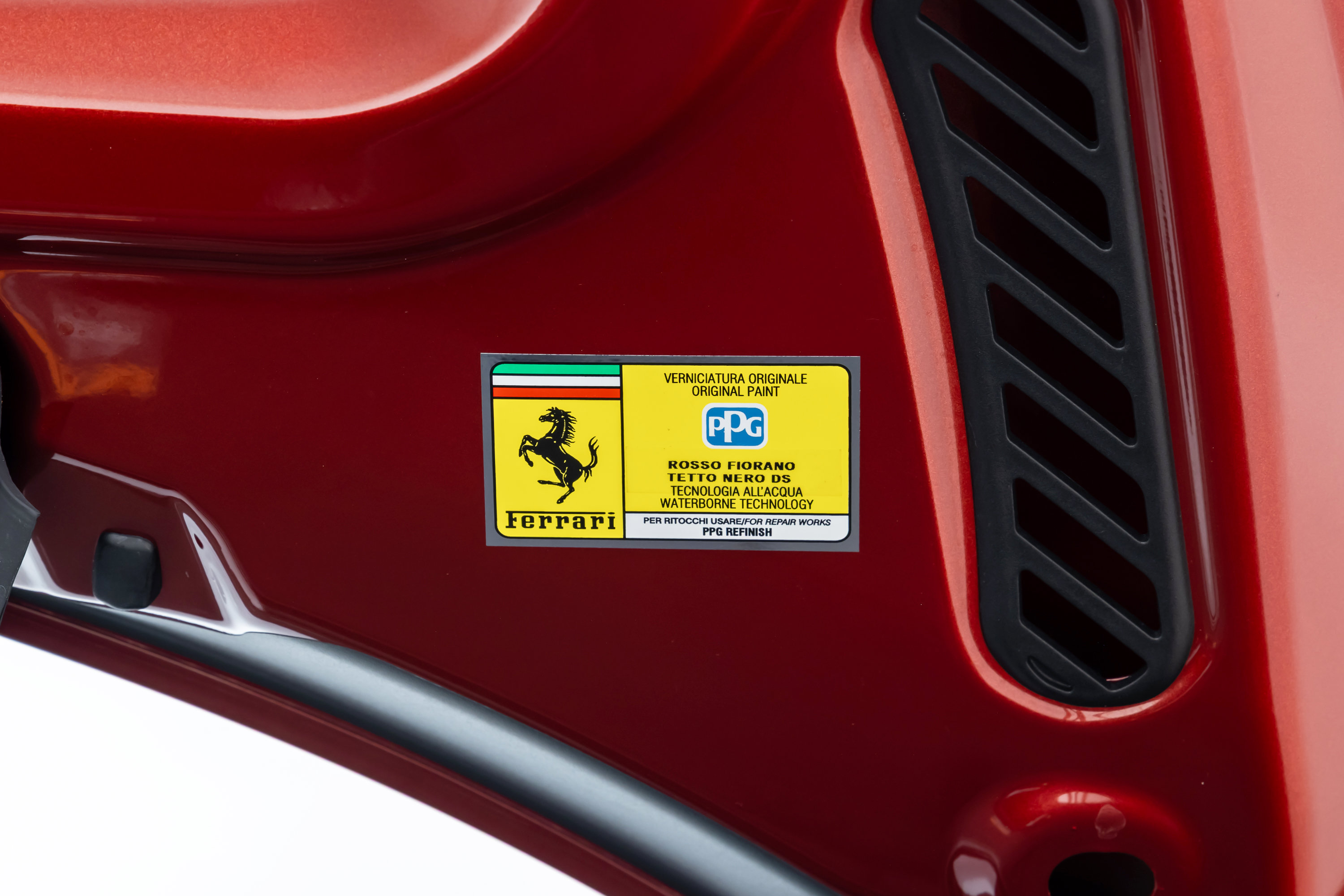 Certified 2022 Ferrari F8 Tributo RWD image 41