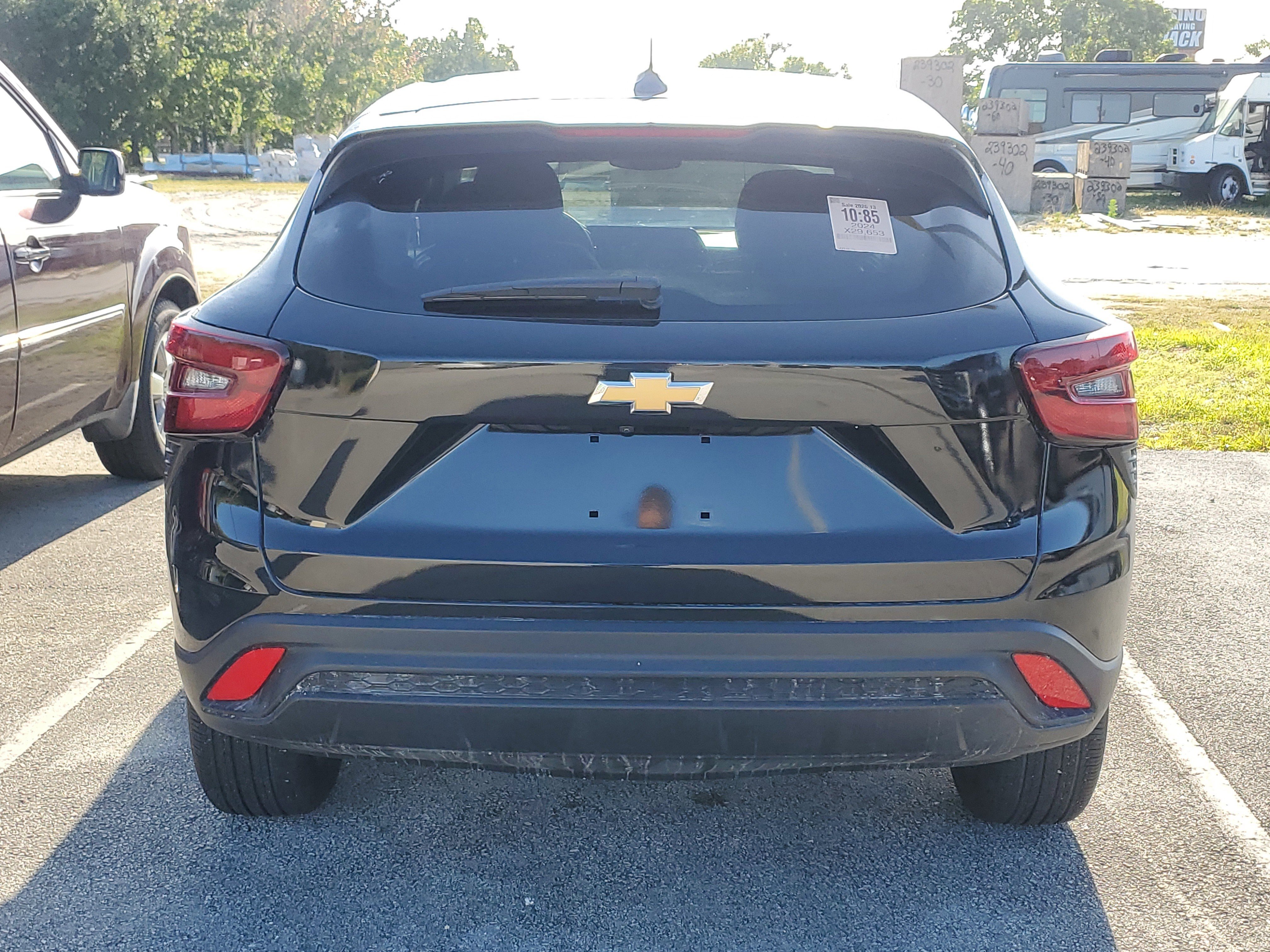 Used 2024 Chevrolet Trax LS image 5