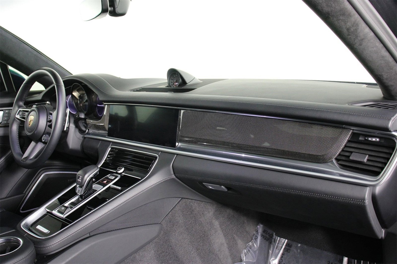 Used 2023 Porsche Panamera GTS image 23