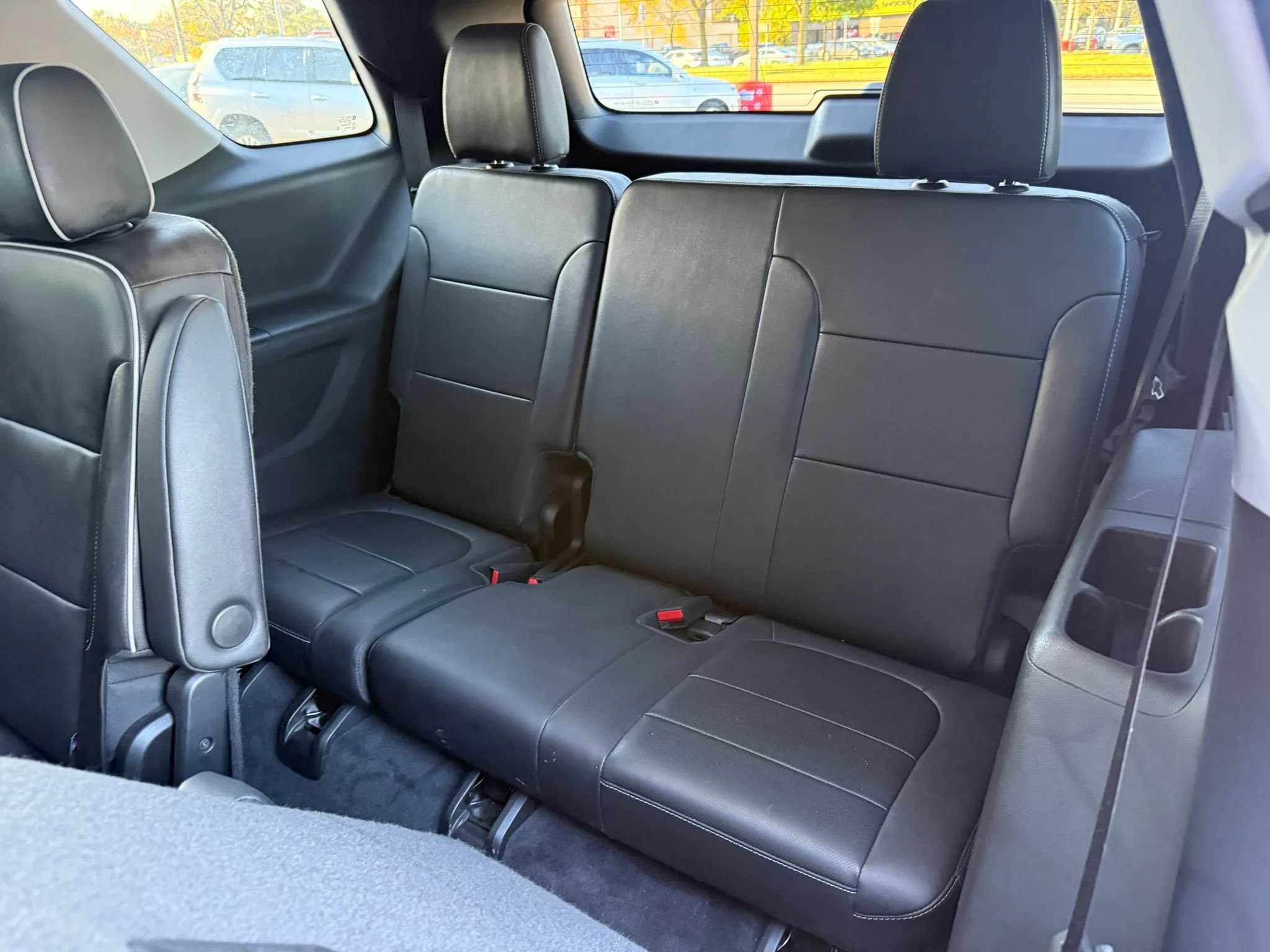 Used 2021 Chevrolet Traverse High Country w/ LPO, Cargo Package AWD/4WD image 36