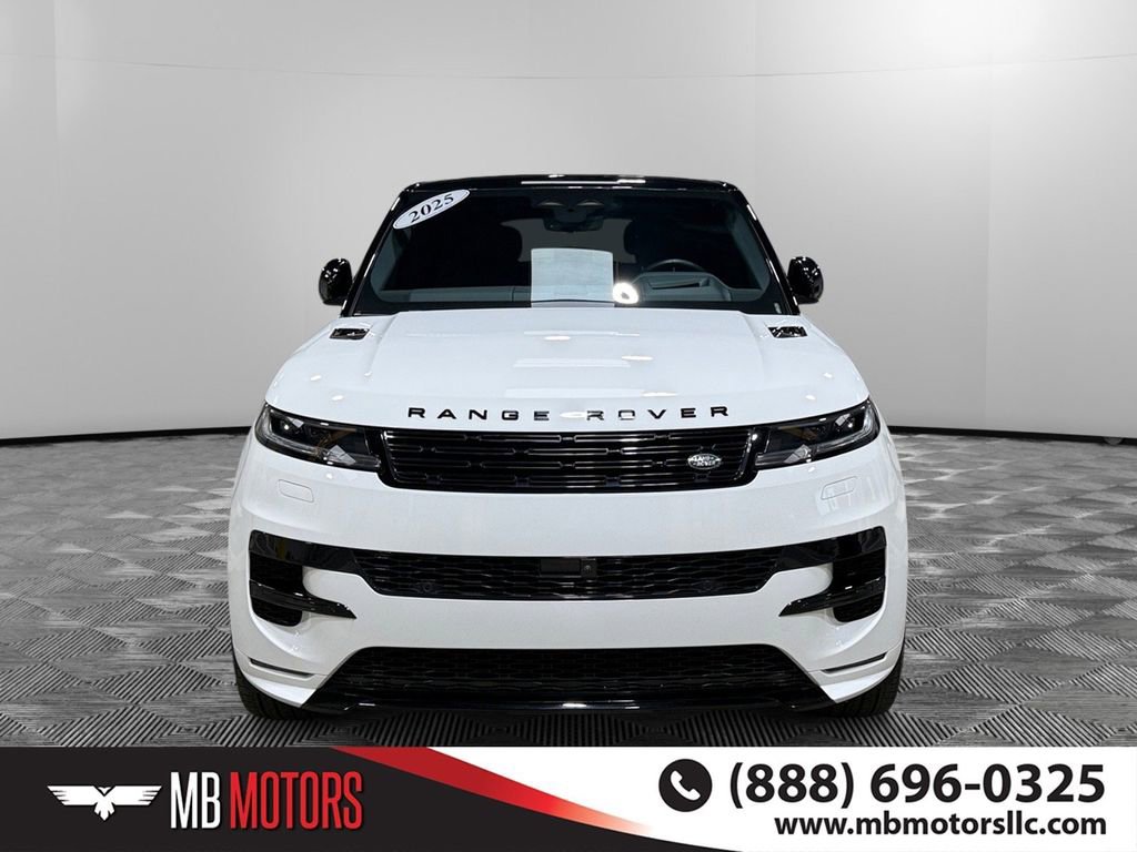 Used 2025 Land Rover Range Rover Sport Dynamic SE image 11