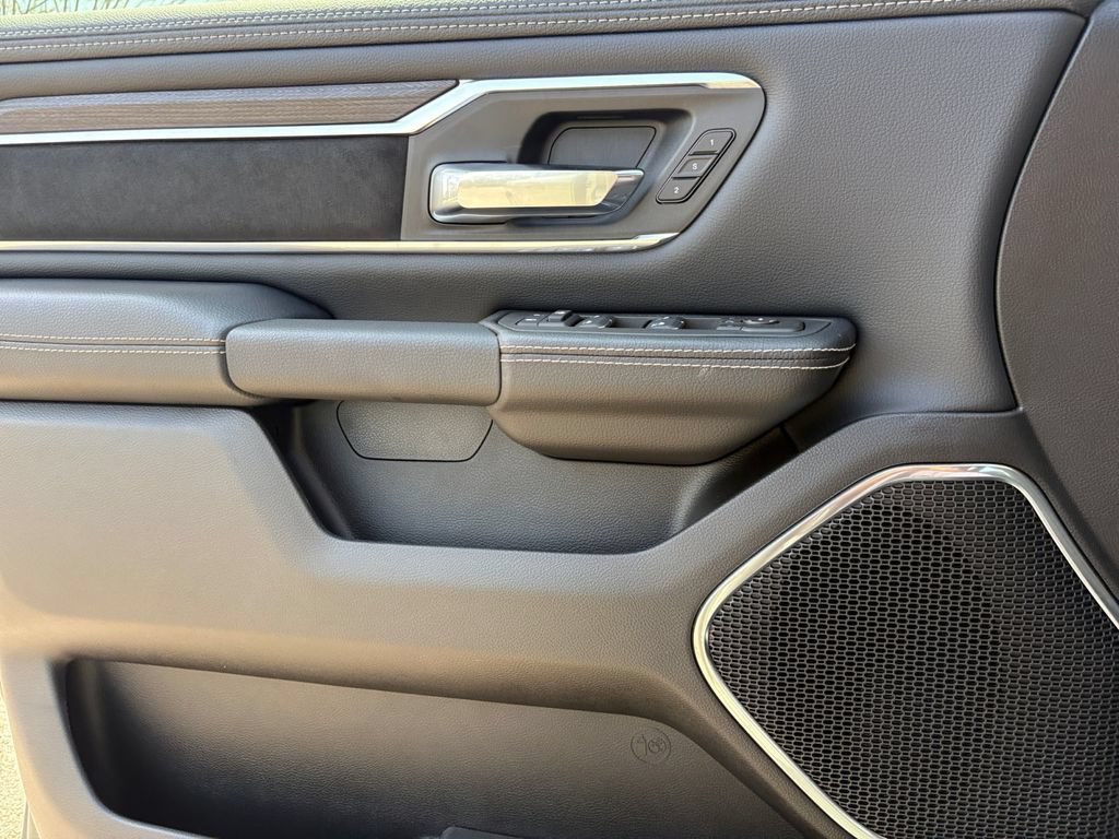 New 2026 RAM 1500 Laramie w/ Sport Appearance Package AWD/4WD image 11
