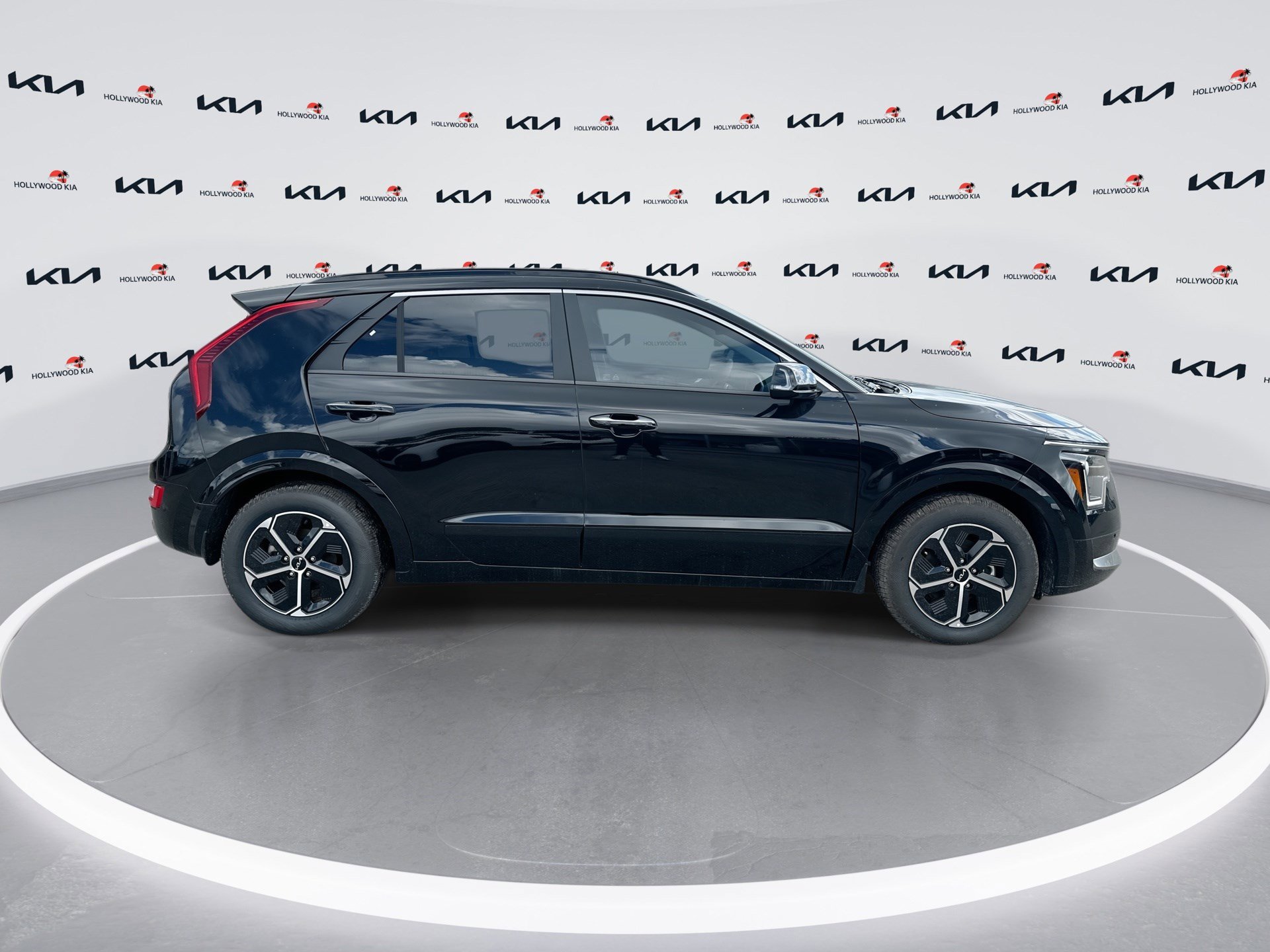 New 2025 Kia Niro SX image 21