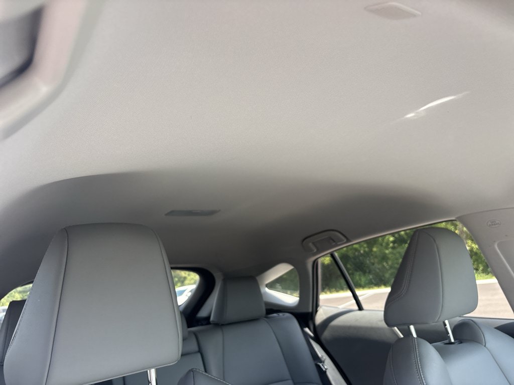 Used 2023 Toyota Venza XLE AWD/4WD image 24