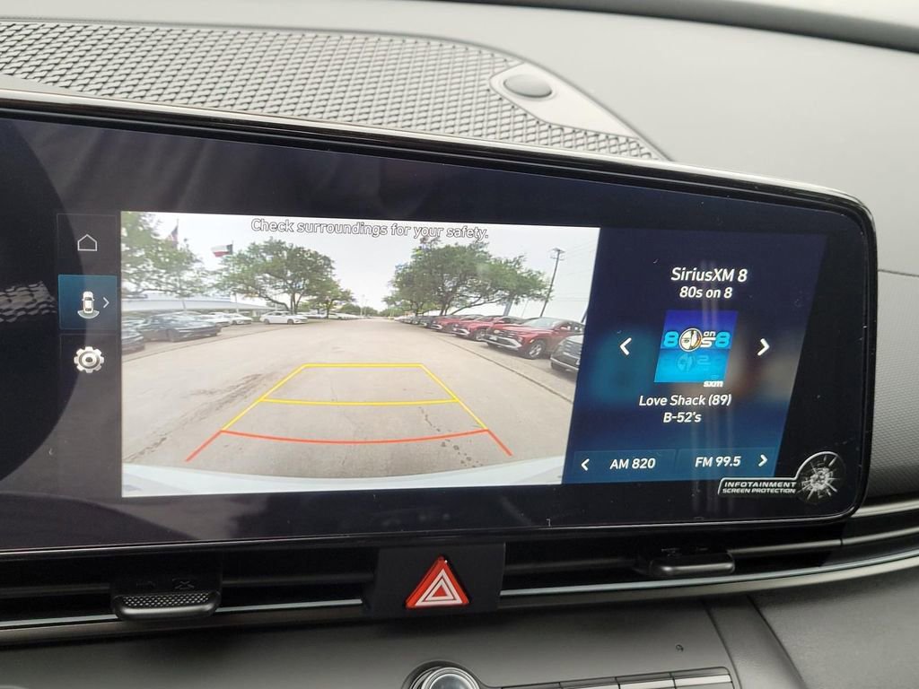 New 2025 Hyundai Elantra SEL FWD image 26