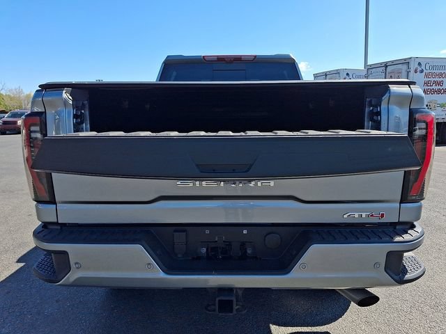 Used 2024 GMC Sierra 2500 AT4 w/ AT4 Premium Plus Package AWD/4WD image 32