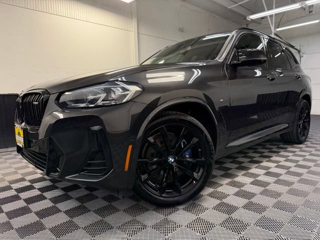 Used 2024 BMW X3 M40i AWD/4WD image 3