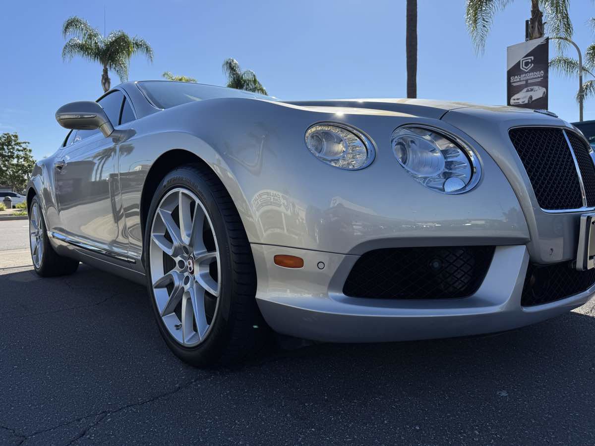 Used 2015 Bentley Continental GT image 11